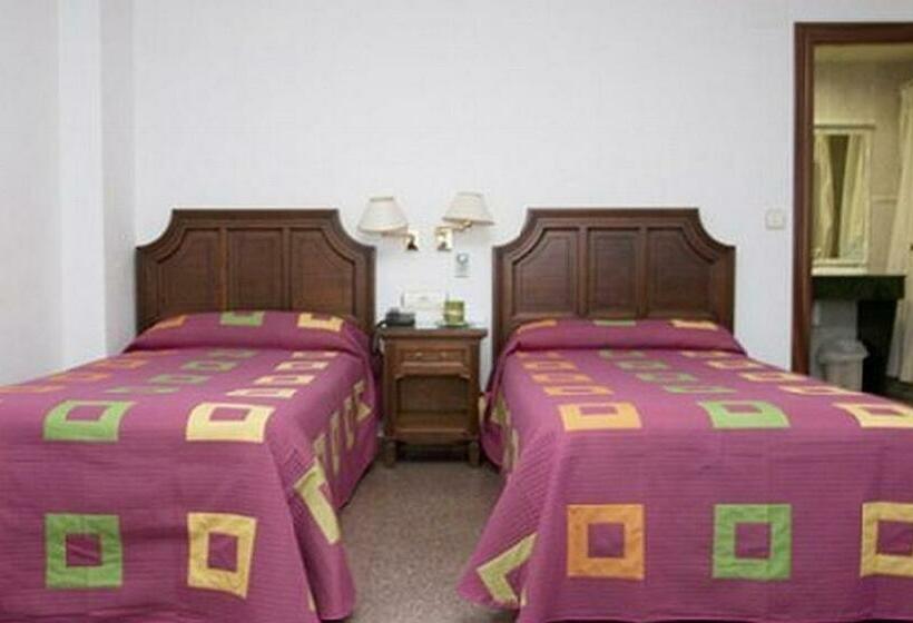 Habitación Estándar, Avenida