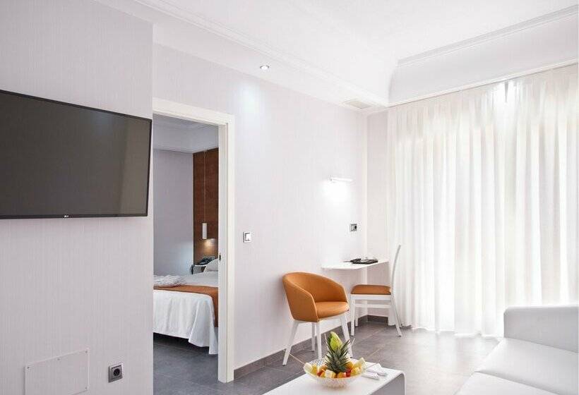 Suite Presidencial, Los Delfines