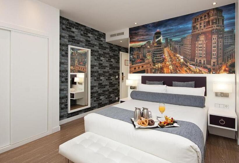 اتاق سوپریور با چشم‌انداز, Hotel Mayorazgo