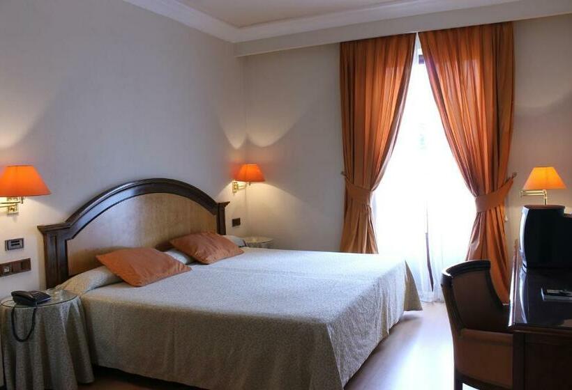 Habitación Estándar, Monterrey