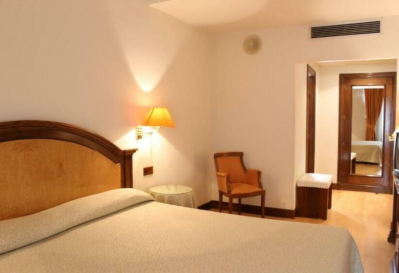 Habitación Estándar, Monterrey