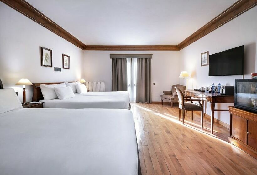 غرفة عائلية, Meliá de Tredós