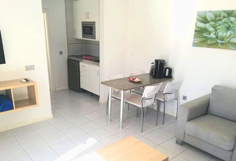 Appartamento Premium 1 Camera da Letto Vista Mare, Servatur Riosol