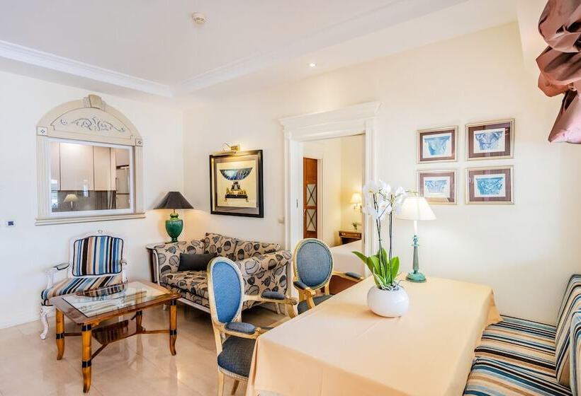 3 Schlafzimmer Apartment, Guadalpin Suites