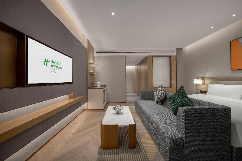 スタンダードスタジオ, Guadalpin Suites