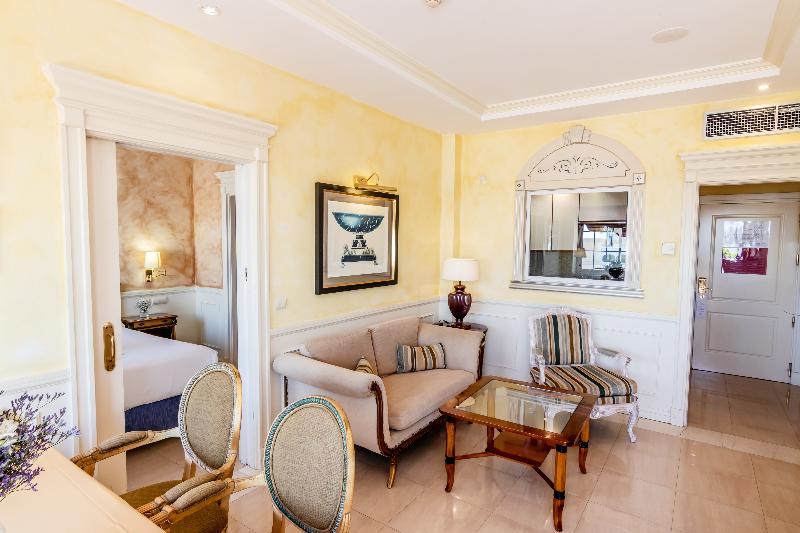 3 Schlafzimmer Apartment, Guadalpin Suites