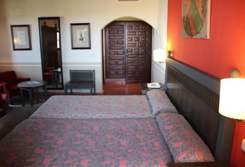Quarto Estandar, Parador De Oropesa
