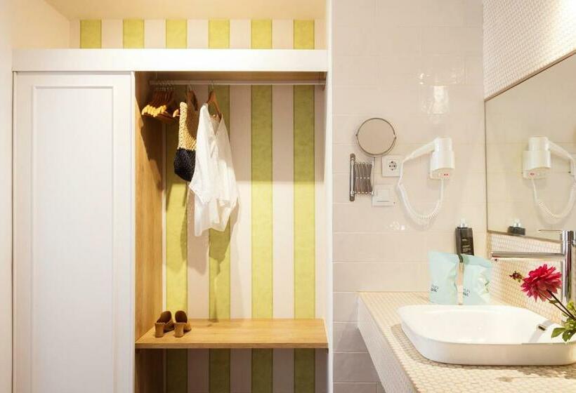 חדר משפחתי, The 15th Boutique Hotel By Bondia Group