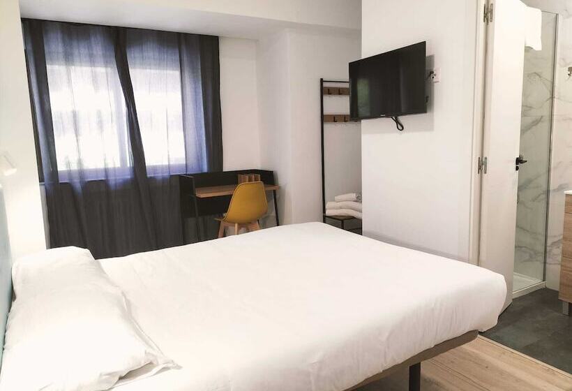 اتاق استاندارد, Hostal Carmen By Gaiarooms