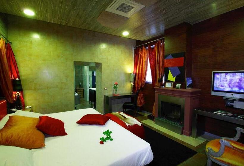 Полулюкс, Boutique Palacio De La Serna