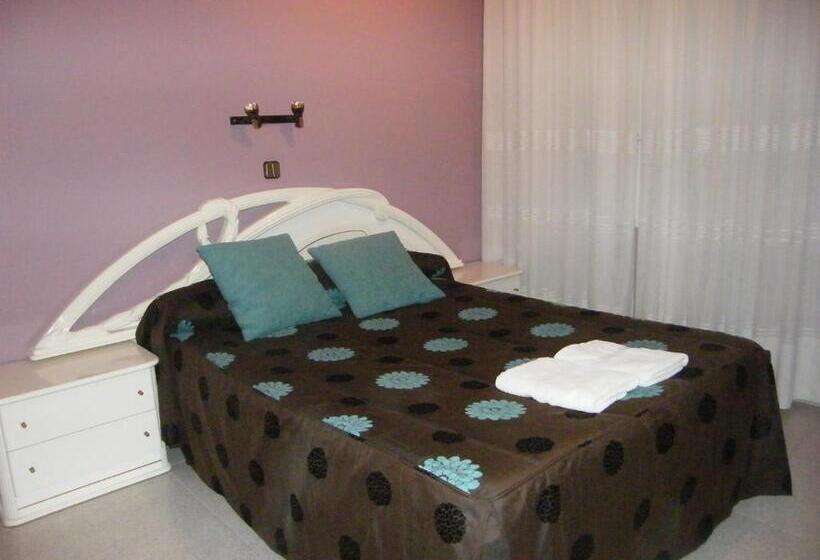 스탠다드 룸, Hostal Dulcinea