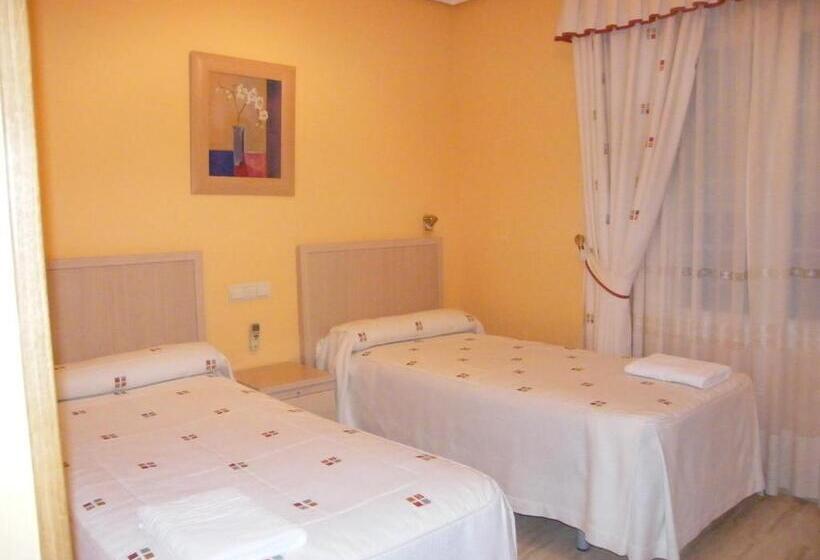스탠다드 룸, Hostal Dulcinea