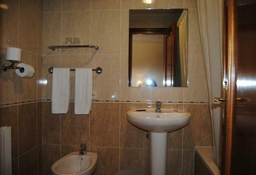 Номер Стандарт, Hostal El Mirador