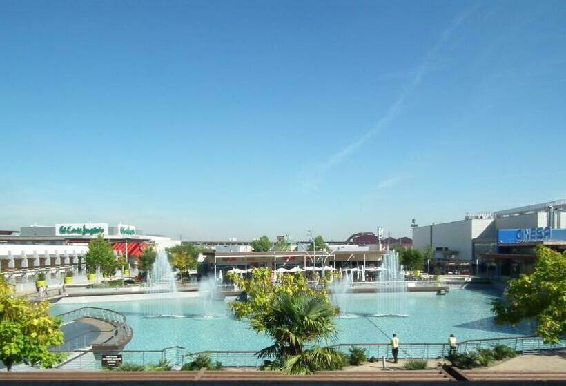 Номер Стандарт Вид на Озеро, Parquesur