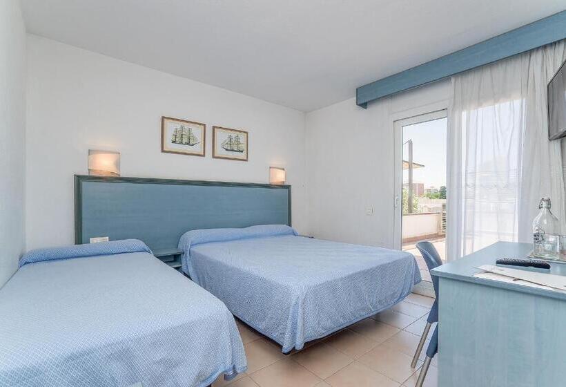 غرفة قياسية ثلاثية, Platja d'Aro