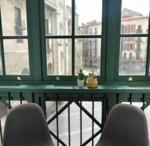 스탠다드 룸 공동 욕실, Roquefer Bilbao Central Rooms
