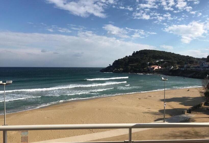 带海景的标准房, Hostal La Fosca