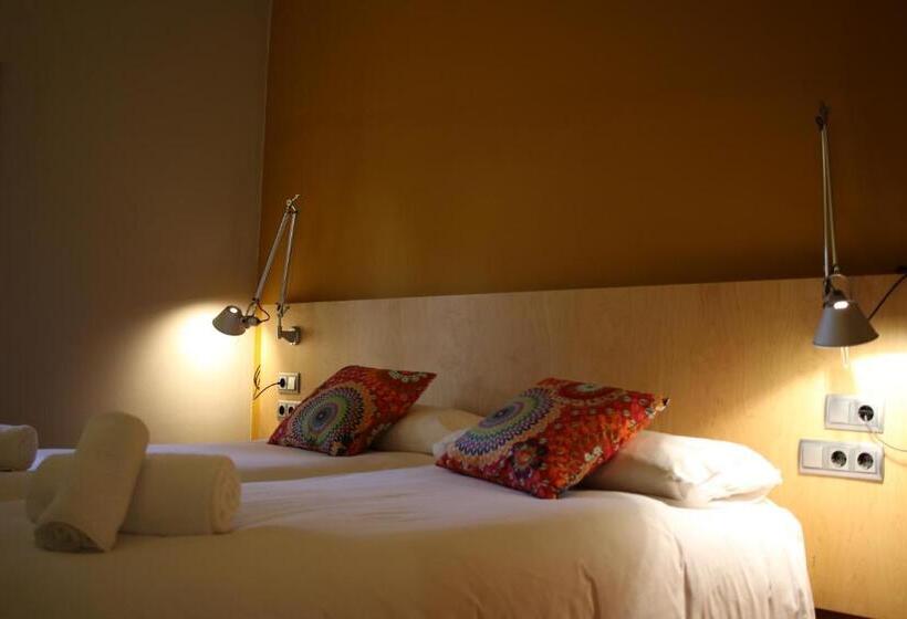 Номер Стандарт, Hostal La Fosca