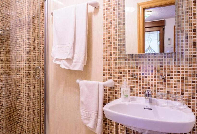 اتاق سوپریور, Casa De Reyes