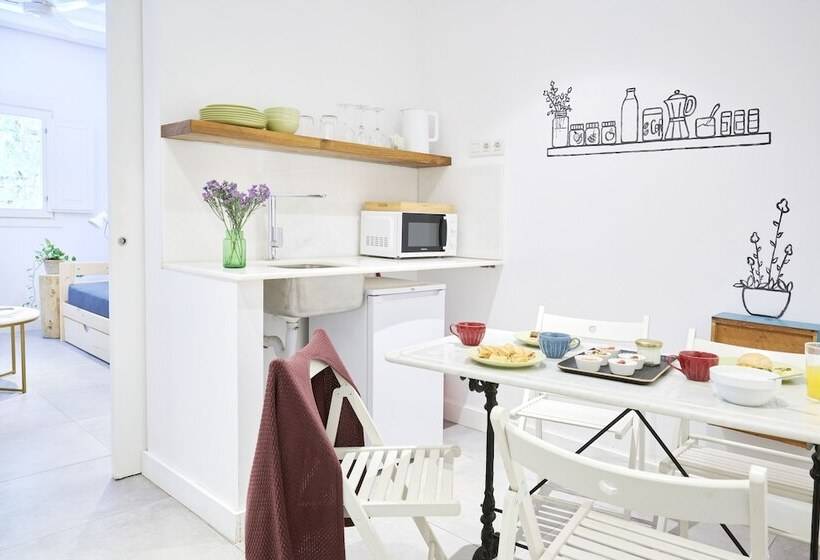 Family Studio, Eco Boutique Hostal Grau