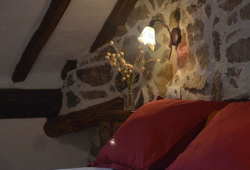 수피리어 트리플 룸, Hostal Refugio De Gredos
