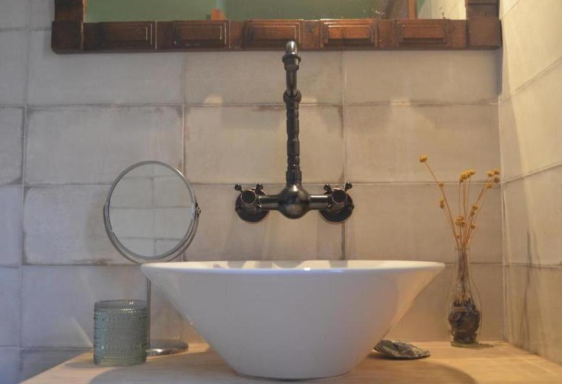 수피리어 룸, Hostal Refugio De Gredos