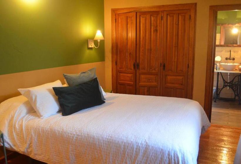 수피리어 룸, Hostal Refugio De Gredos