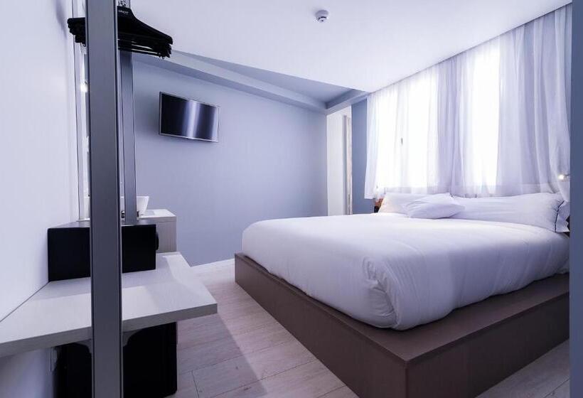 اتاق استاندارد, B&b Hotel Madrid Centro Fuencarral 52