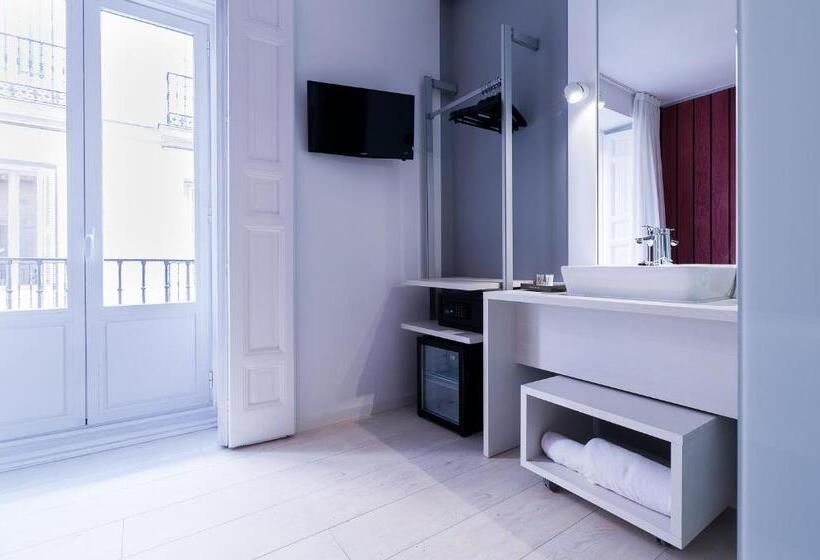 اتاق پرمیوم, B&b Hotel Madrid Centro Fuencarral 52