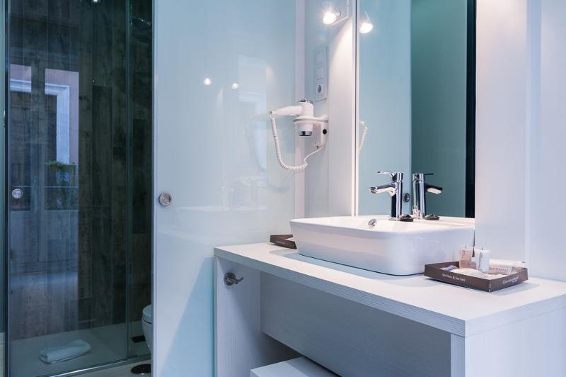 اتاق استاندارد, B&b Hotel Madrid Centro Fuencarral 52