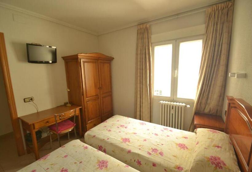 اتاق استاندارد, Hostal Retiro