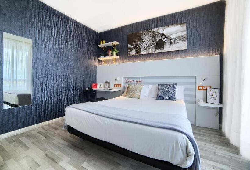 Номер Стандарт, Luze El Villa