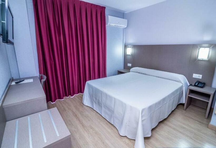 四人标准间, Montesol Benidorm
