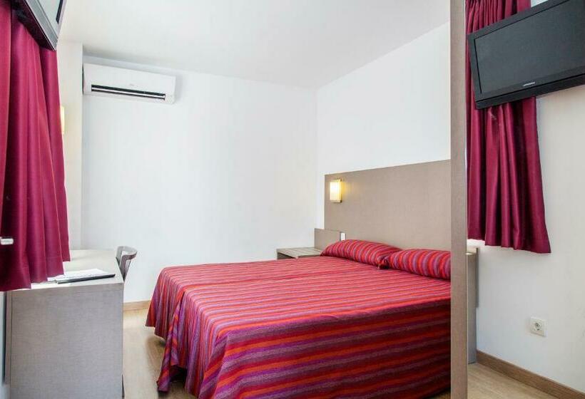 이코노미 룸, Montesol Benidorm