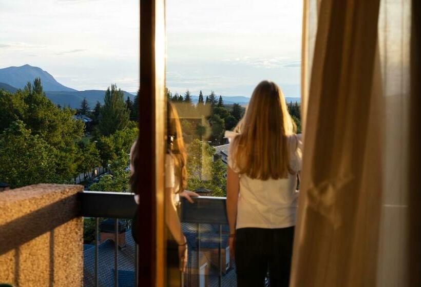 Номер Стандарт, Oroel Hotel & Spa