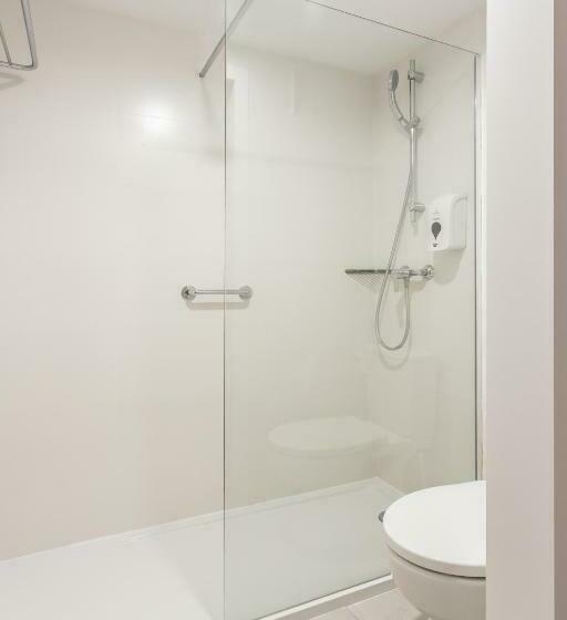 اتاق استاندارد یک نفره, Oroel Hotel & Spa