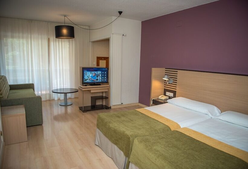 Номер Стандарт, Oroel Hotel & Spa