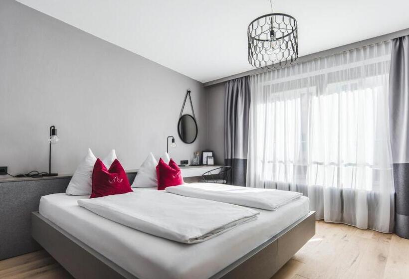 اتاق سوپریور سه تخته, Altstadthotel Weisse Taube