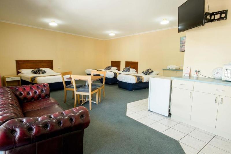 Семейный Номер Deluxe, Jacksons Motor Inn