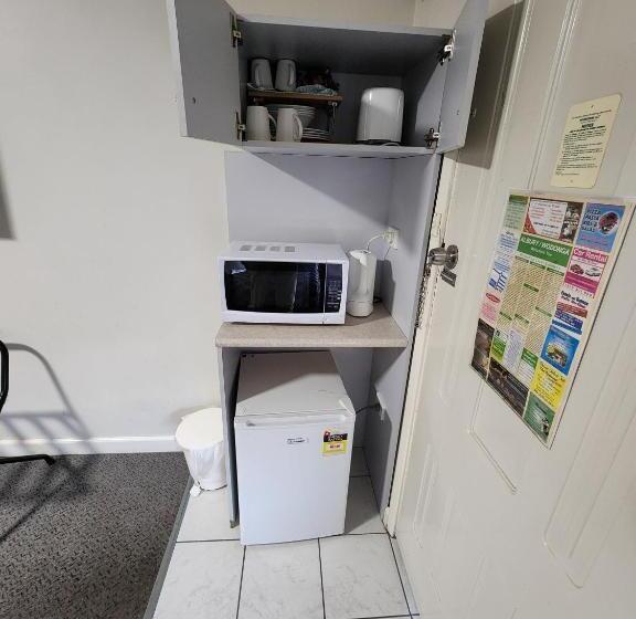 프리미엄 4인룸, Hume Inn Motel Albury Cbd
