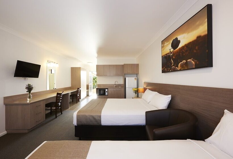 Люкс Повышенной Комфортности, Adelong Motel
