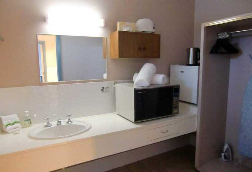 חדר סטנדרט, Castle Motel Bairnsdale