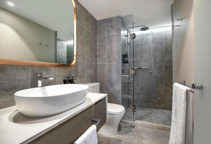 스탠다드 룸 더블 침대 2개, Crowne Plaza Melbourne, An Ihg
