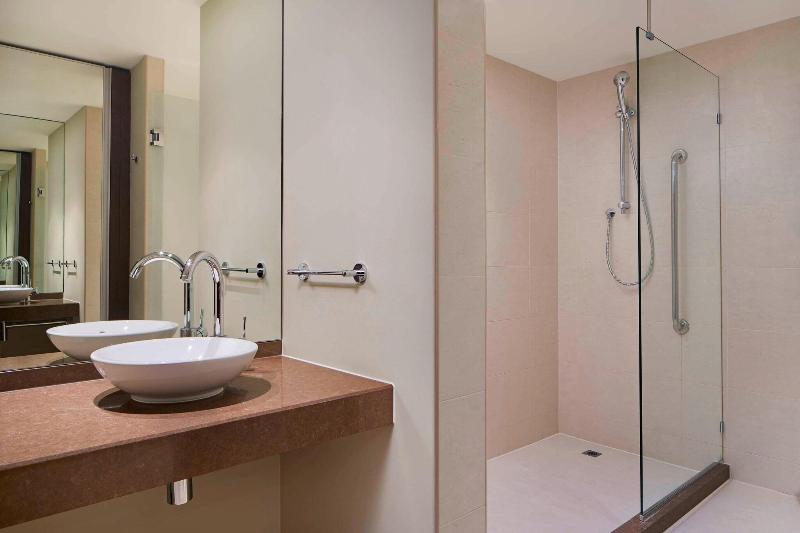 스탠다드 스튜디오 킹침대, Four Points By Sheraton Perth