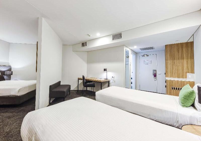 Семейный Номер Superior, Mercure Penrith