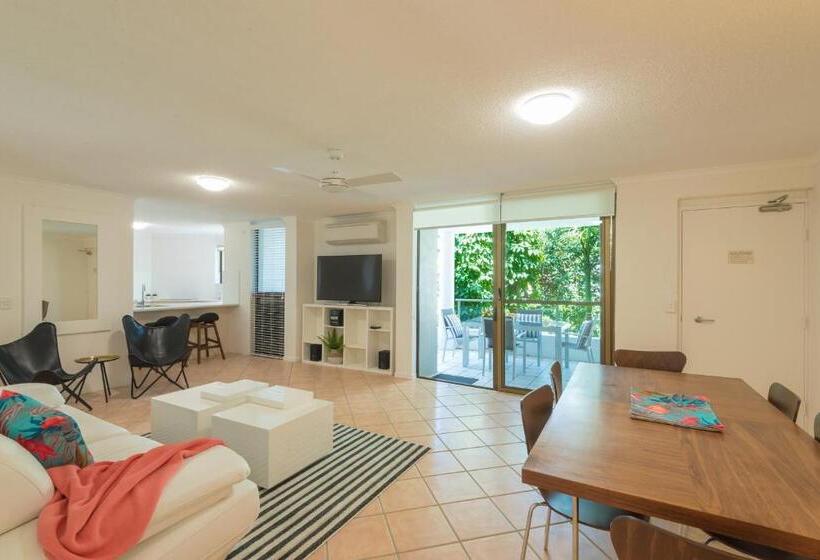 带2个卧室的高级公寓, Munna Beach Apartments