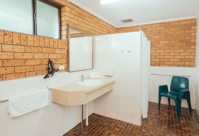 Standard-invahuone, Coffs Windmill Motel
