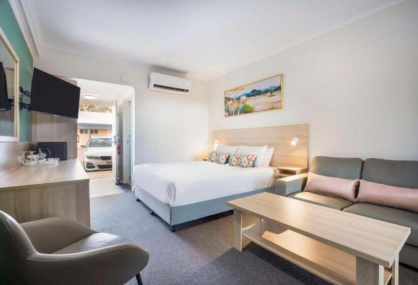 스탠다드 룸, Nightcap At Roxby Downs