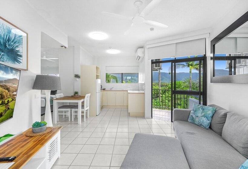 Family Suite, Amaroo At Trinity