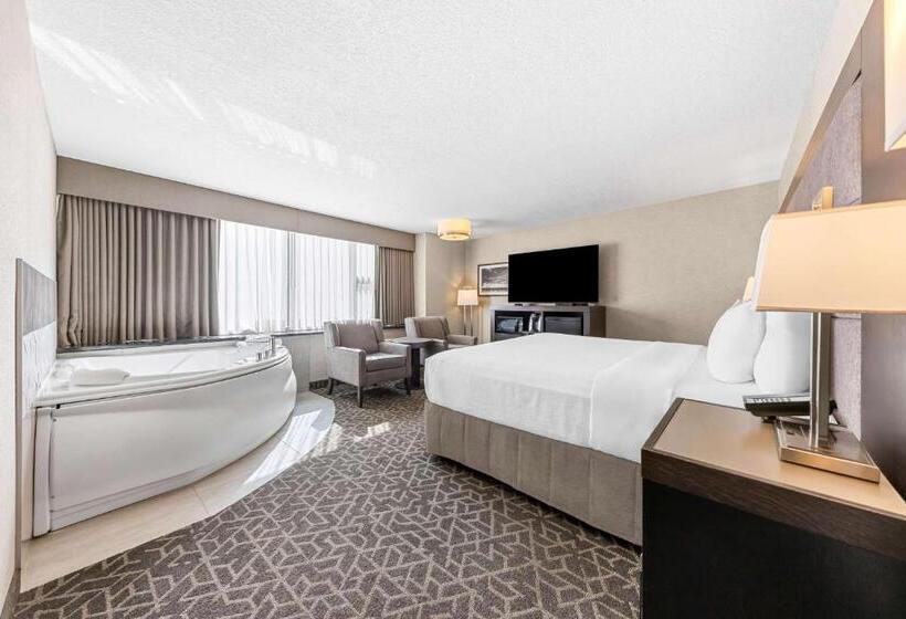 キングサイズベッドのスイートルーム, Best Western Plus Banff International Lodge